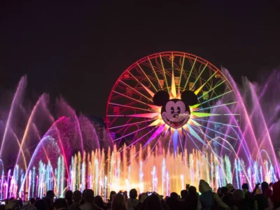 Make the most of your visit with a Disneyland Resort Single Day Tickets! Choose from 1 Park, Hopper, or Lightning Lane options for endless magic. GoTicketless.co.uk ©Disney All Rights Reserved