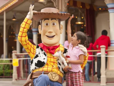 Unlock the magic with our KIDS SPECIAL Disneyland Hoppers + Lightning Lane tickets! Enjoy a day packed with thrilling rides and joyful moments. GoTicketless.co.uk ©Disney All Rights Reserved