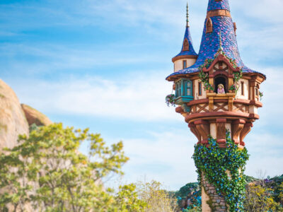 Dive into adventure with a Tokyo DisneySea 1-Day Park Hopper Passport for access to amazing attractions and magical experiences all day long. GoTicketless.co.uk ©Disney All Rights Reserved